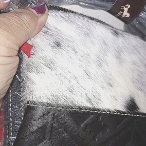 NWT ΜΟΝΤΑΝA WEST HAIR-ON COWHIDE AZTEC CROSSBODY CLUTCH WRISTLET